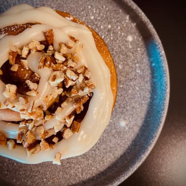 Cinnamon Roys de Nuez