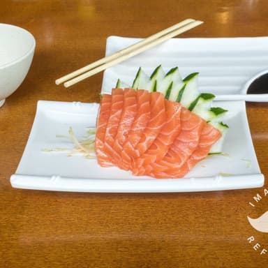 Sashimi de Atún o Salmón