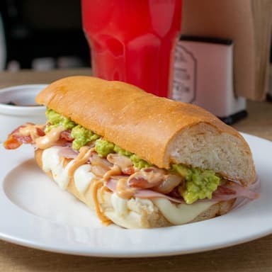 BAGUETTE AVOCADO ESPECIAL