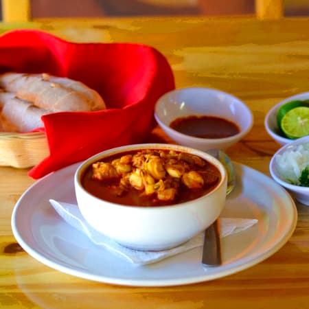 Pozole Media Orden