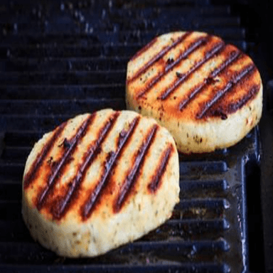 Queso asado entero