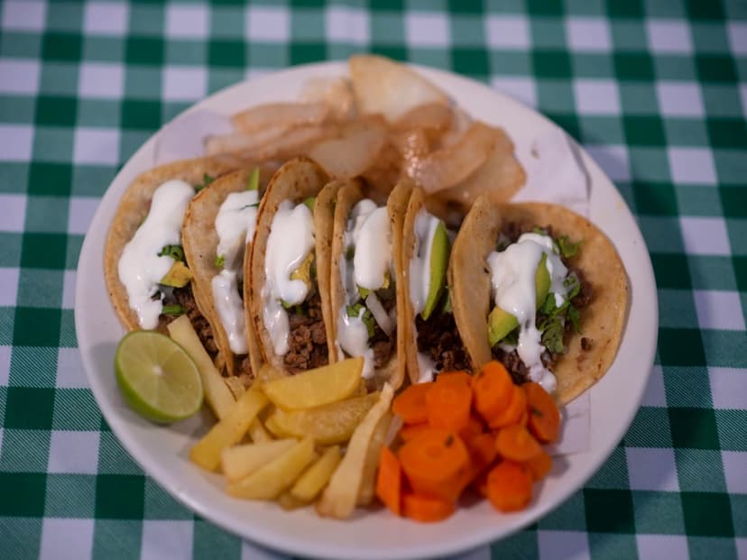 Tacos y Tortas Daniels