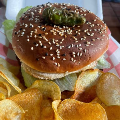 HAMBURGUESA A LA PARILLA