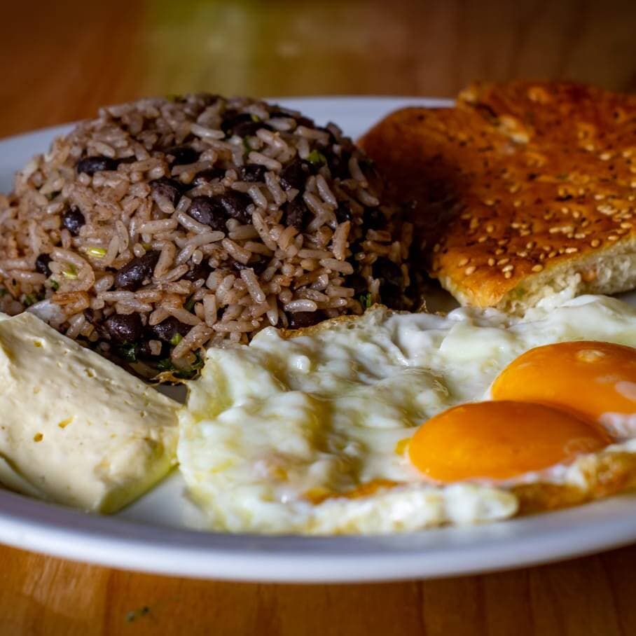 Desayuno Pinto Sanwuchera