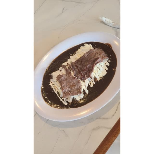 Enmoladas Con Cecina