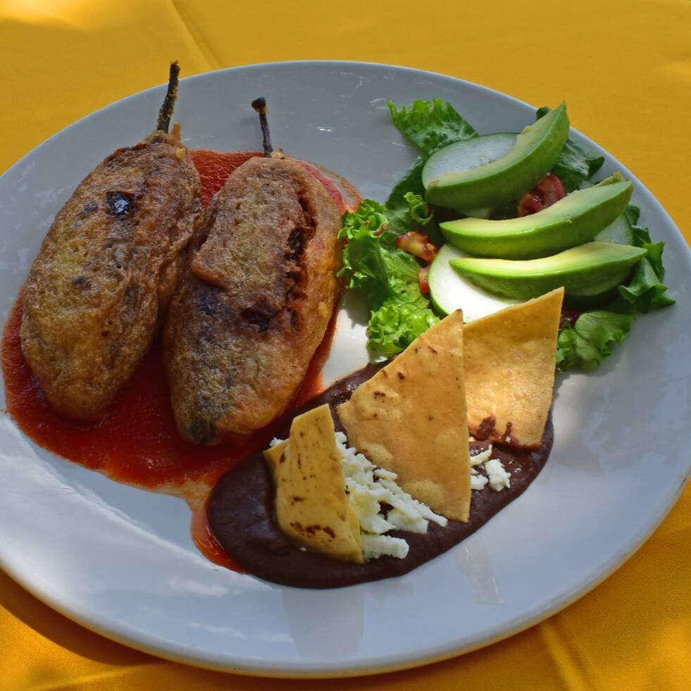 Chiles Rellenos de Picadillo