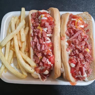HOT-DOGS CON PAPAS