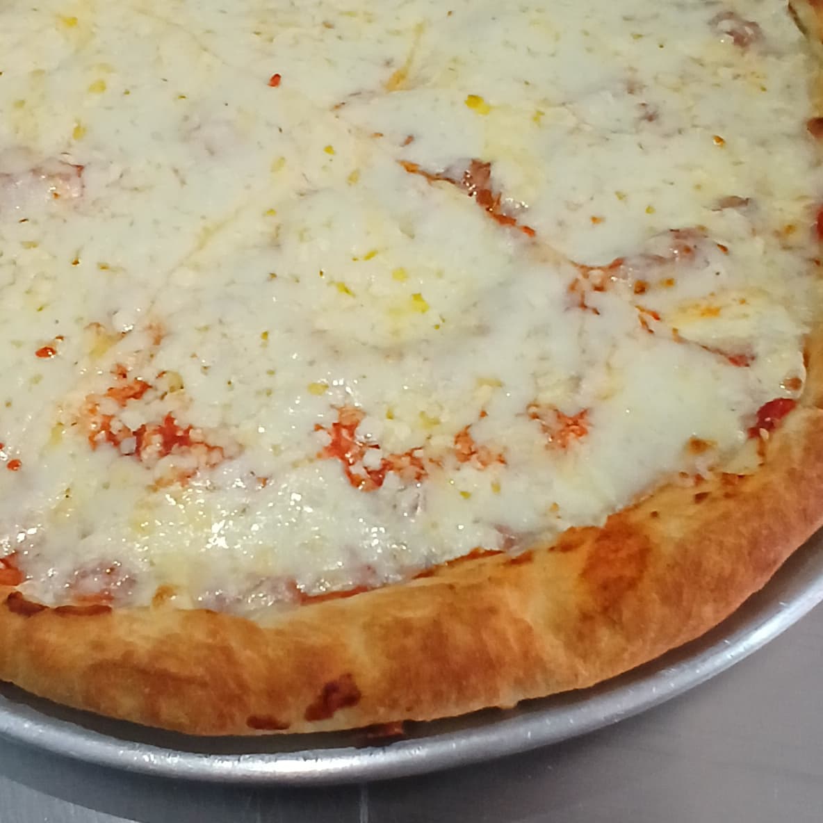 PIZZA DE QUESO  GRANDE
