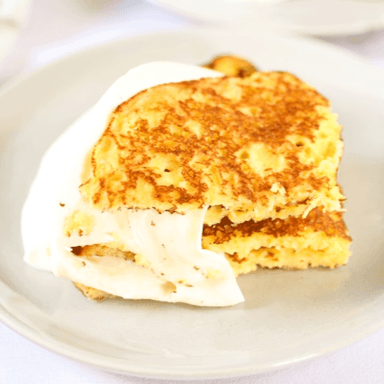 Cachapa con Queso Mozzarella