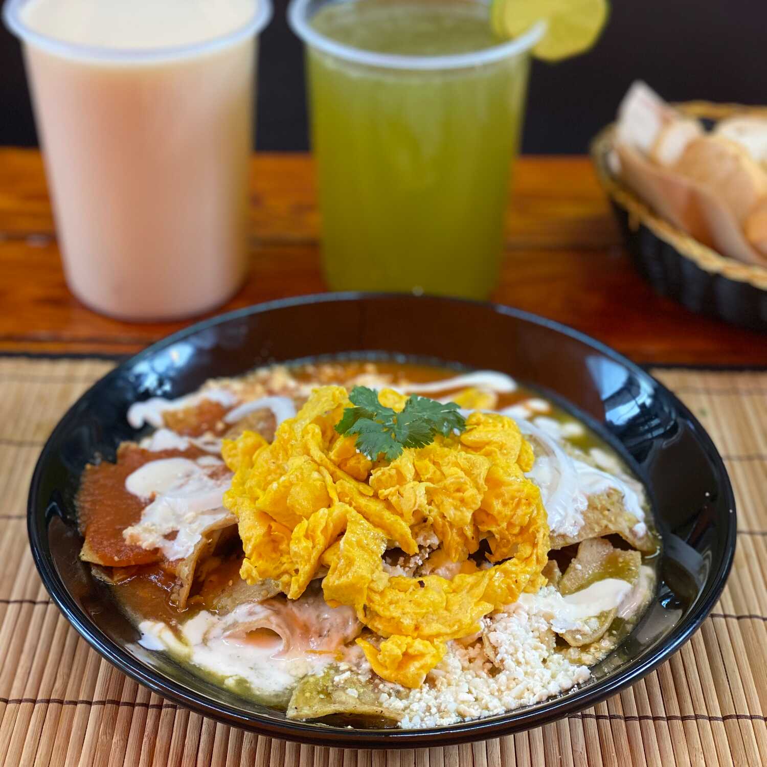 Chilaquiles con Buebito Revuelto