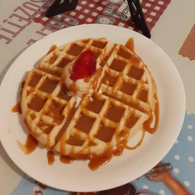 Waffles con Cajeta