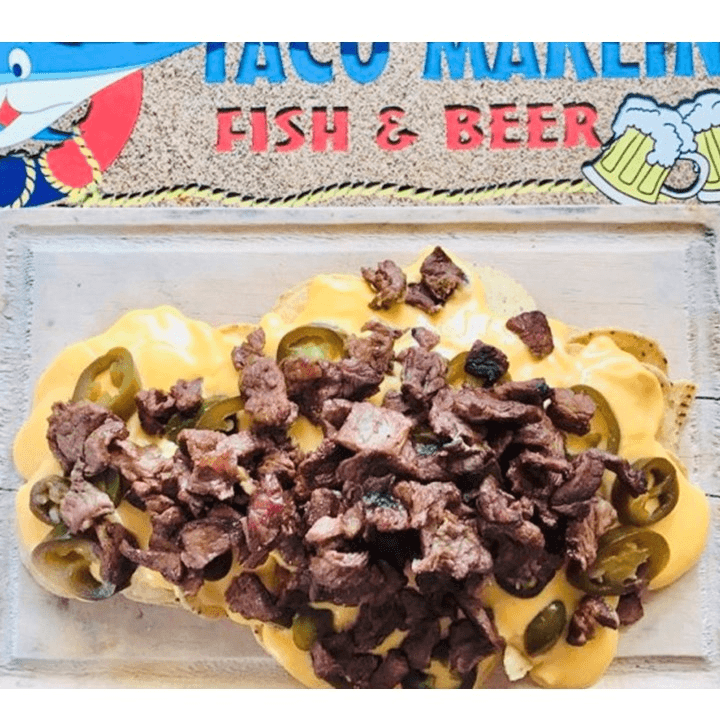 Nachos con Queso y Carne