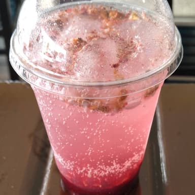 Soda de Grosella-Coco