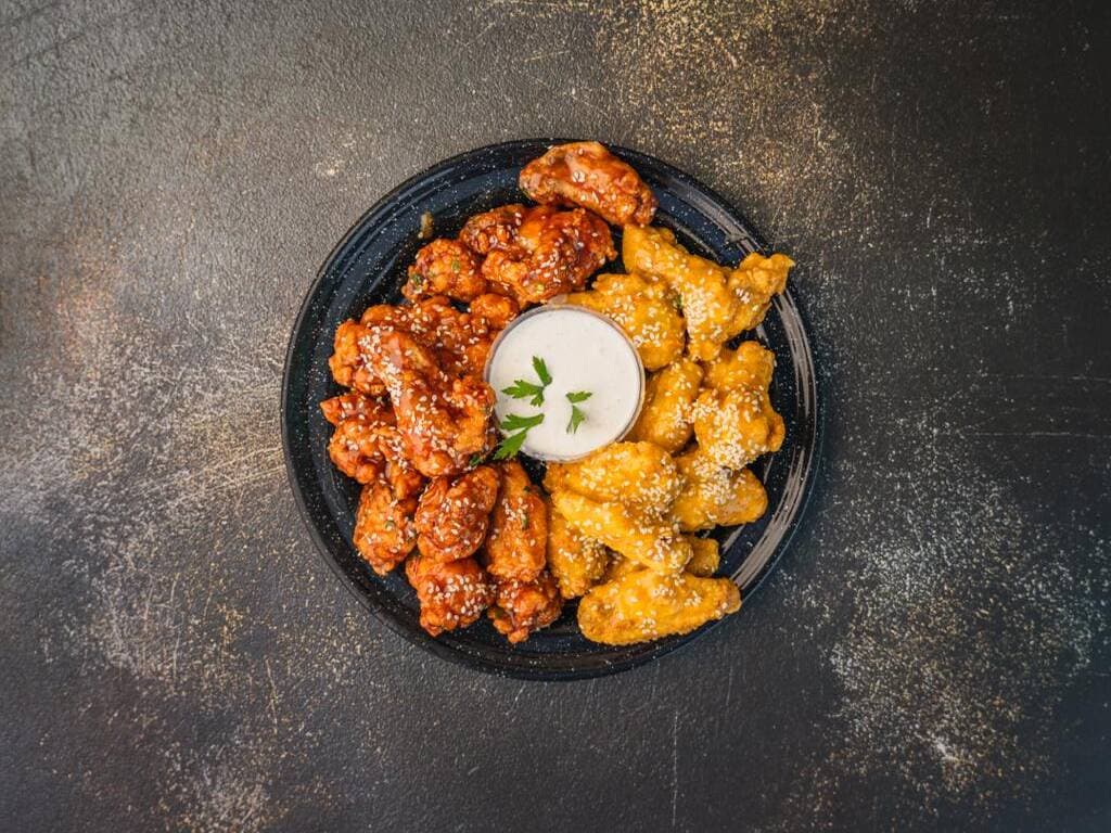 WINGS& DIPS