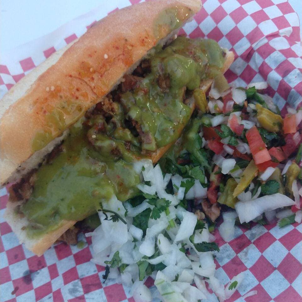 1 LONCHE + 1 AGUA FRESCA