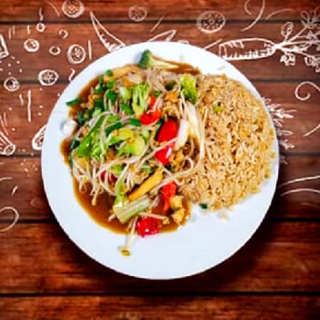 Chaufa con Frijolito Saltado