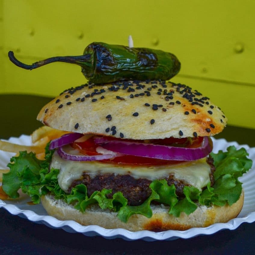 Burger artesanal Res + Papas a la Francesa
