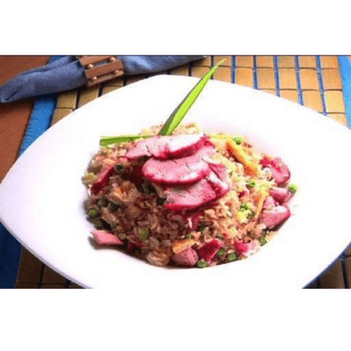 Medio Arroz con Lechón Asado