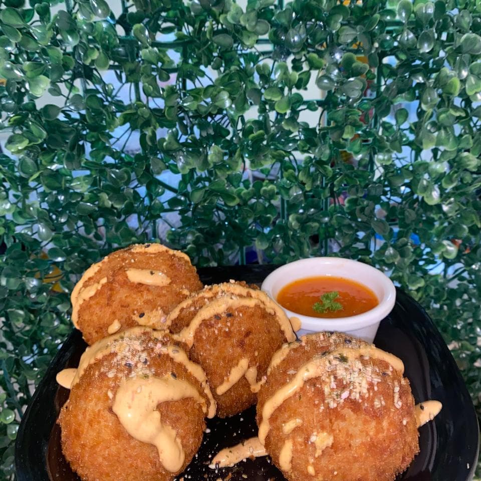 Bolas de Arroz Empanizadas Orden de 5 pzas.