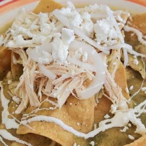 Chilaquiles con Pollo