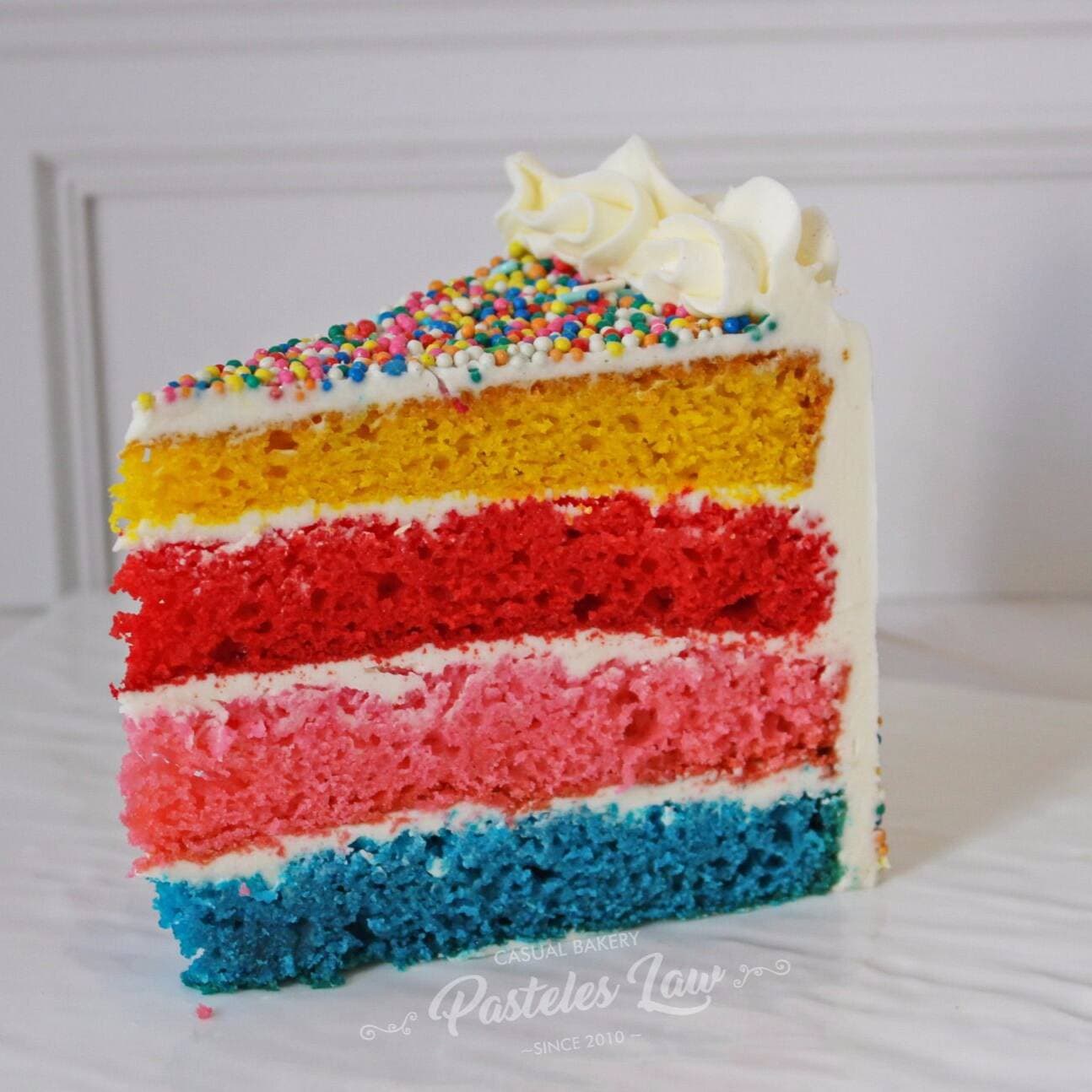 Rebanada de Pastel Arcoiris
