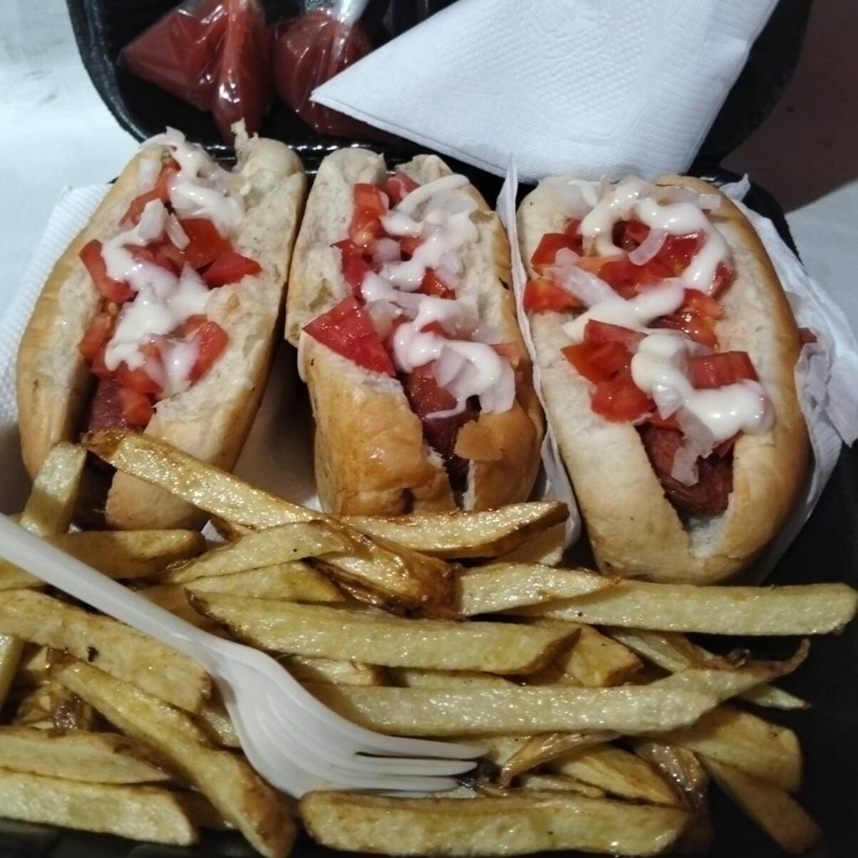 Combo 3 Hot Dogs C/Papas