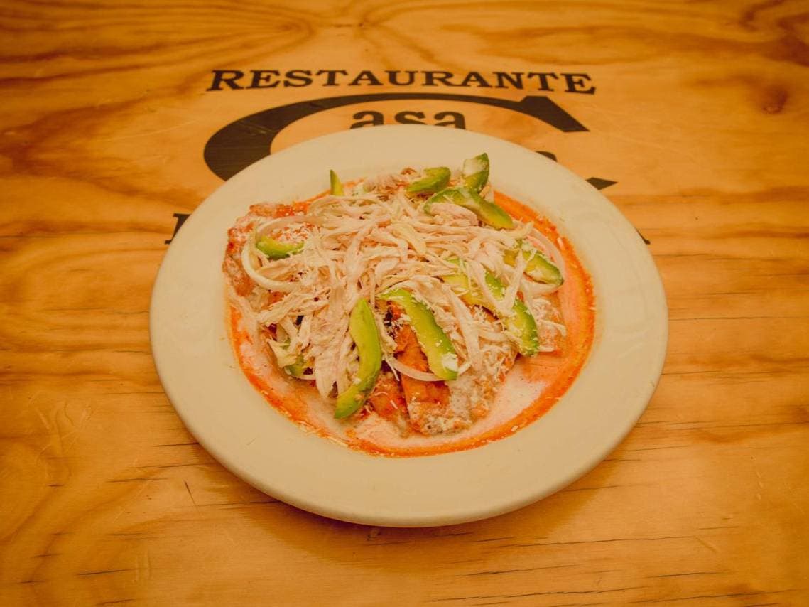 Chilaquiles con Pollo