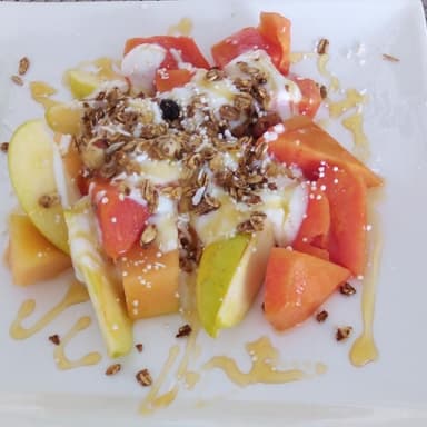 Fruta Picada con Yoghurt