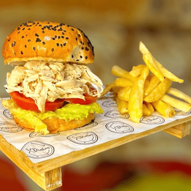 Sándwich Pollo Deshilachado