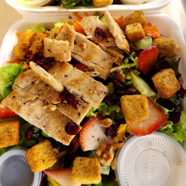 Ensalada de Pollo y Fresa