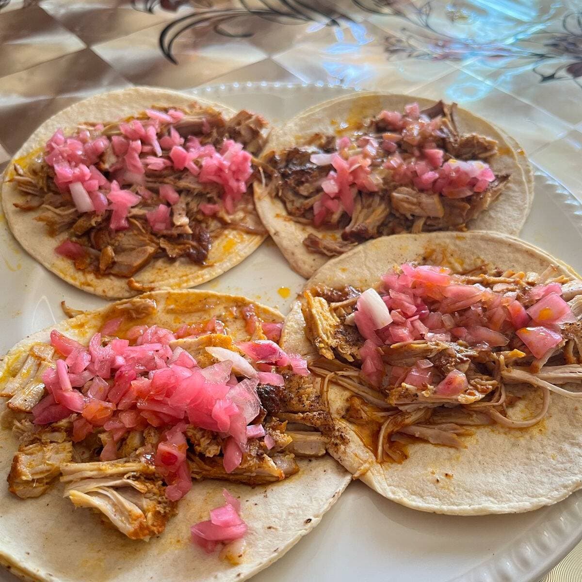 3 Tacos de Cochinita