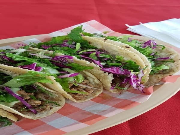 EL CHILILLO TACOS FOOD TRUCK