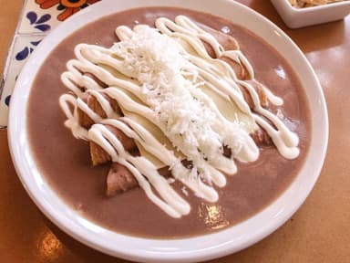 Enfrijoladas