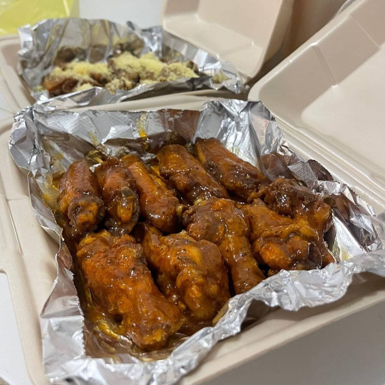 15 PZAS DE ALITAS + 3 PZAS DE REGALO