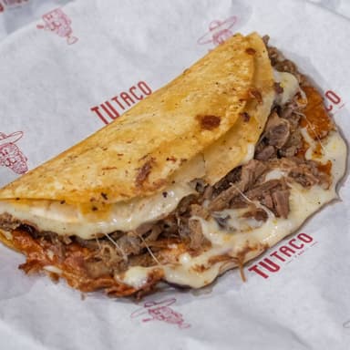 Taco de Barbacoa con Queso