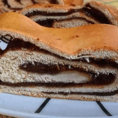 Pan de Guayaba Cortado