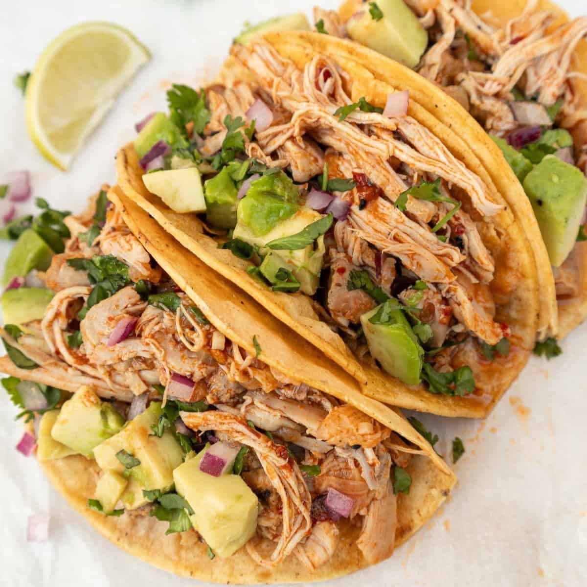 Taco de Pollo Guisado