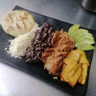 Desayuno Venezolanisimo