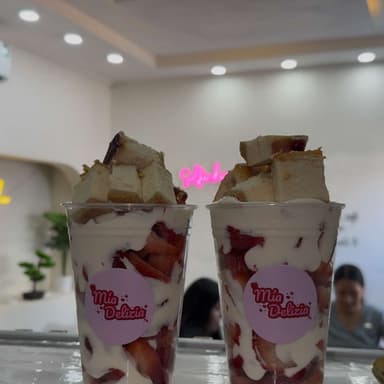 Fresas con crema y cheescake
