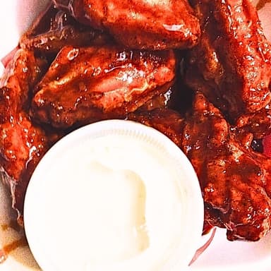 Combo 300 G de Boneless + Hot Dog Ñam Ñam
