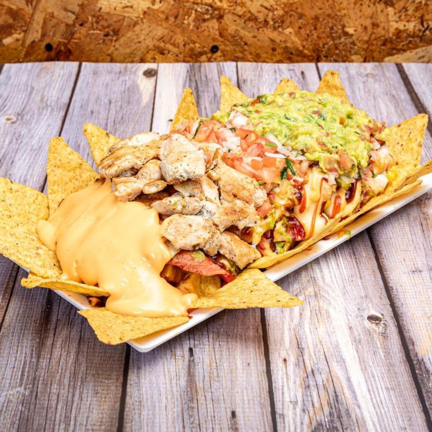 Salchipapa Tasty Nachos 2 Personas