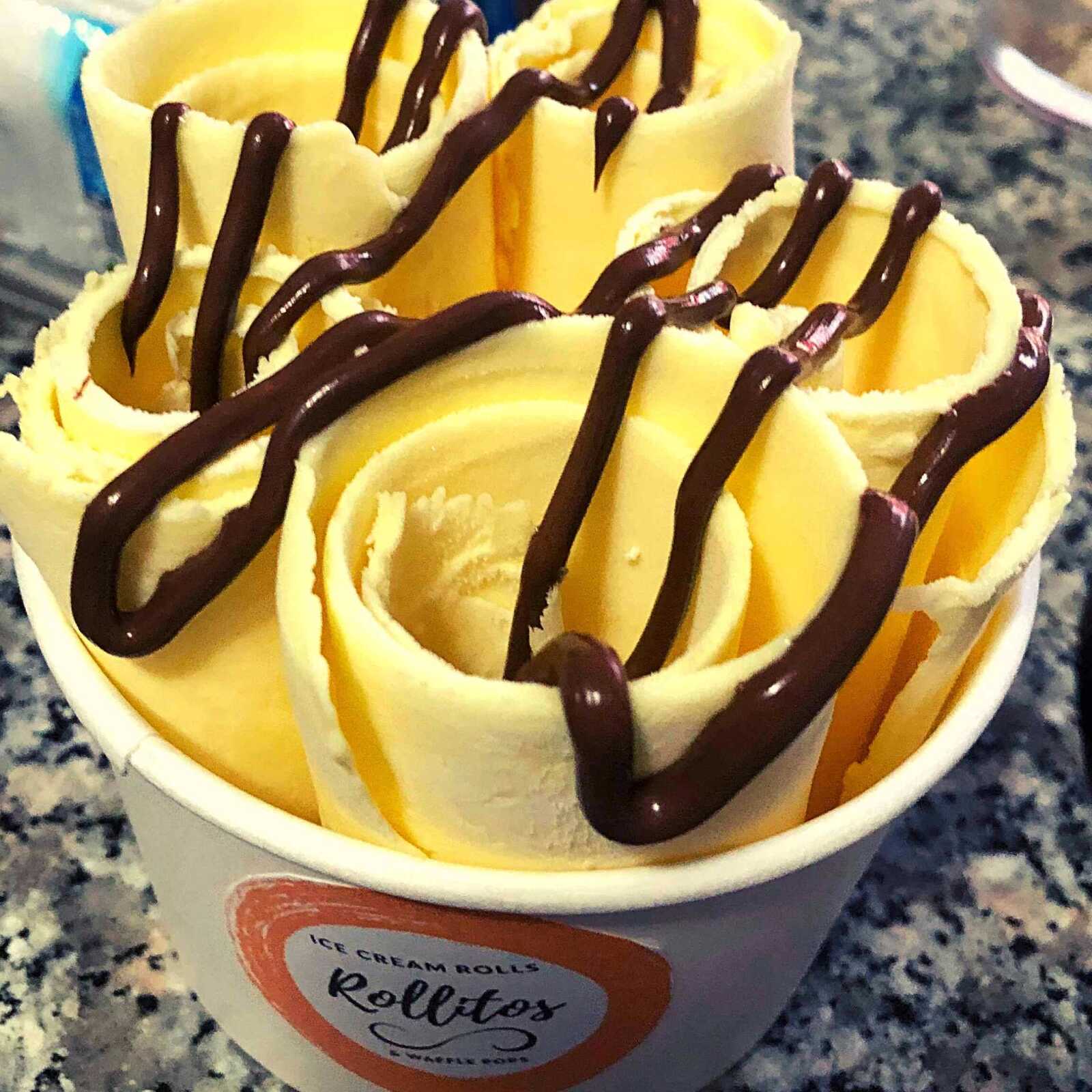 Helado En Rollo Platano Promo