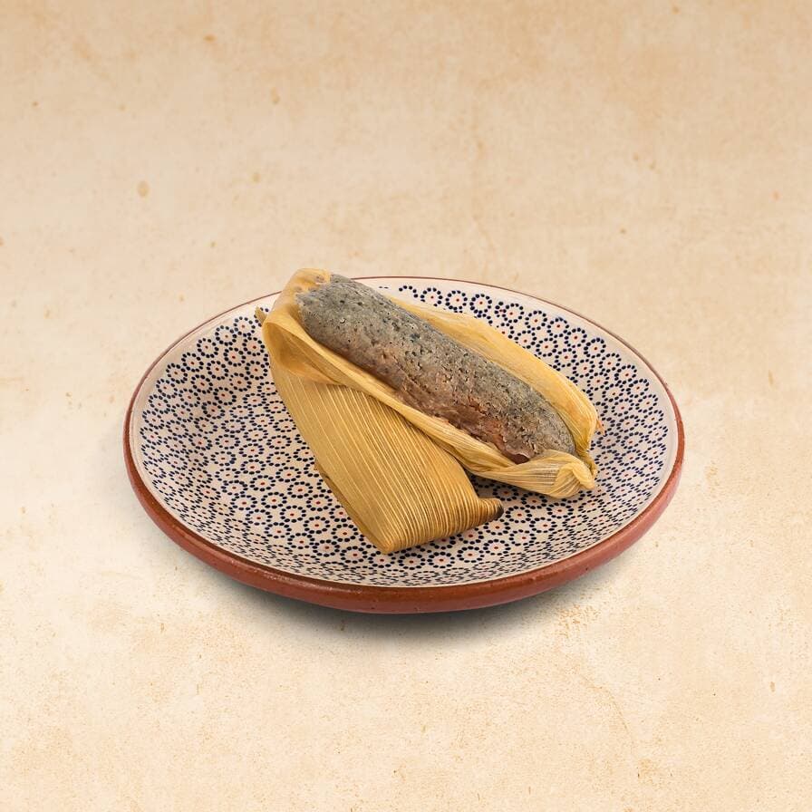Tamal de Frijol con Queso