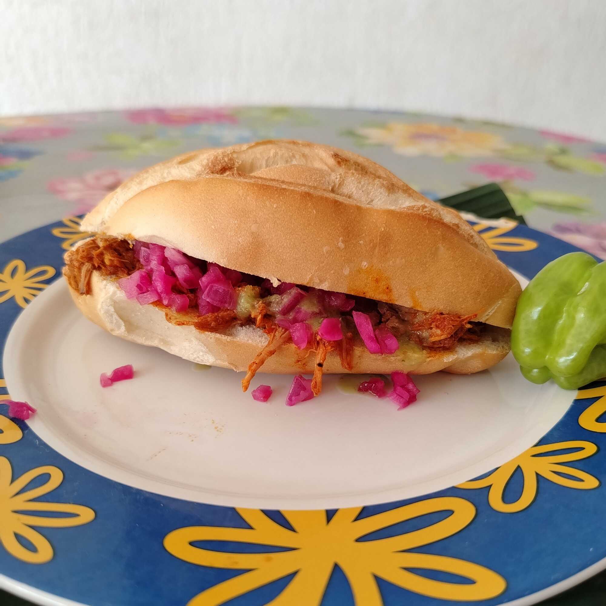Torta de Cochinita Pibil