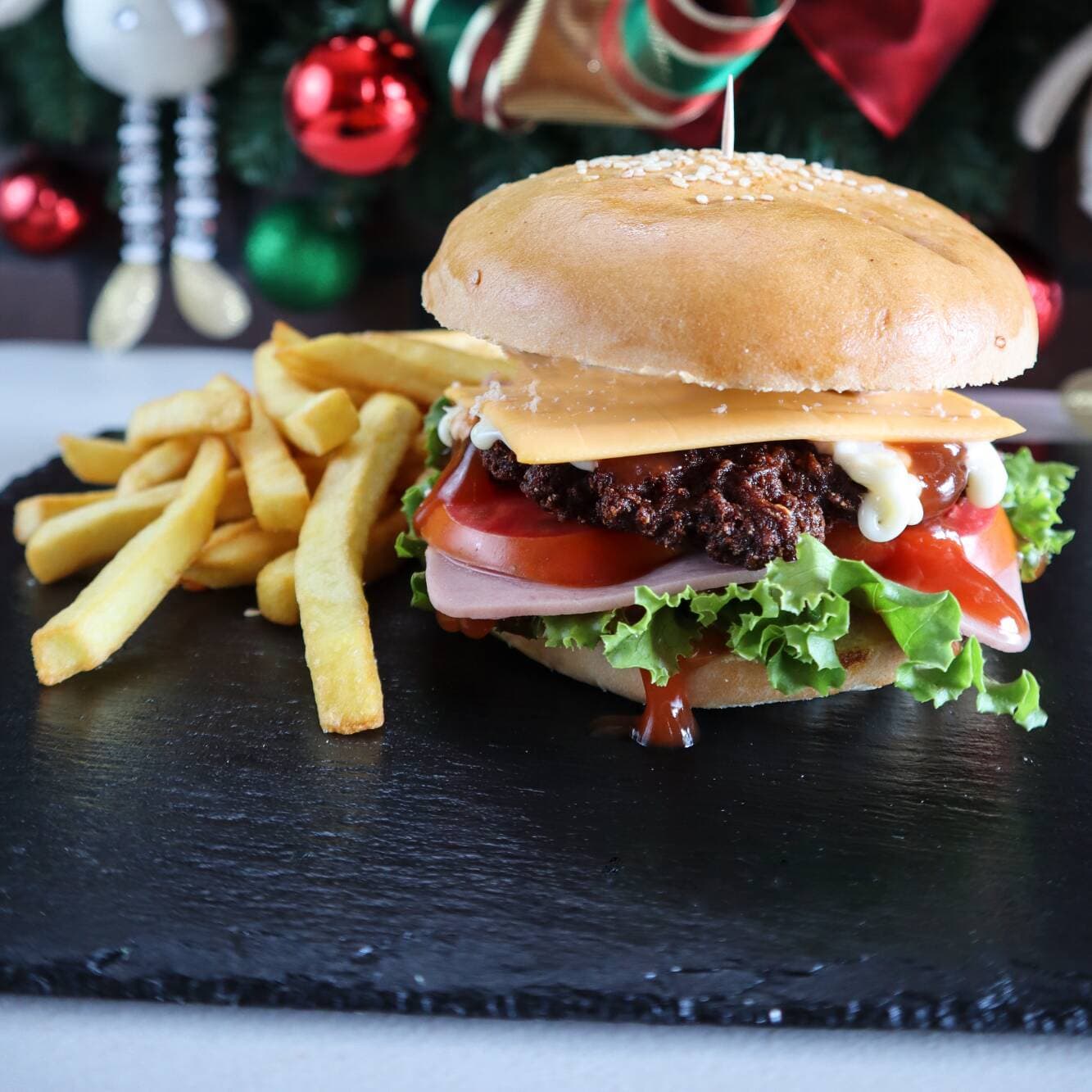 Combo-Hamburguesa Especial + Papas Fritas