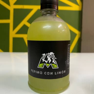 Agua de Pepino con Limón