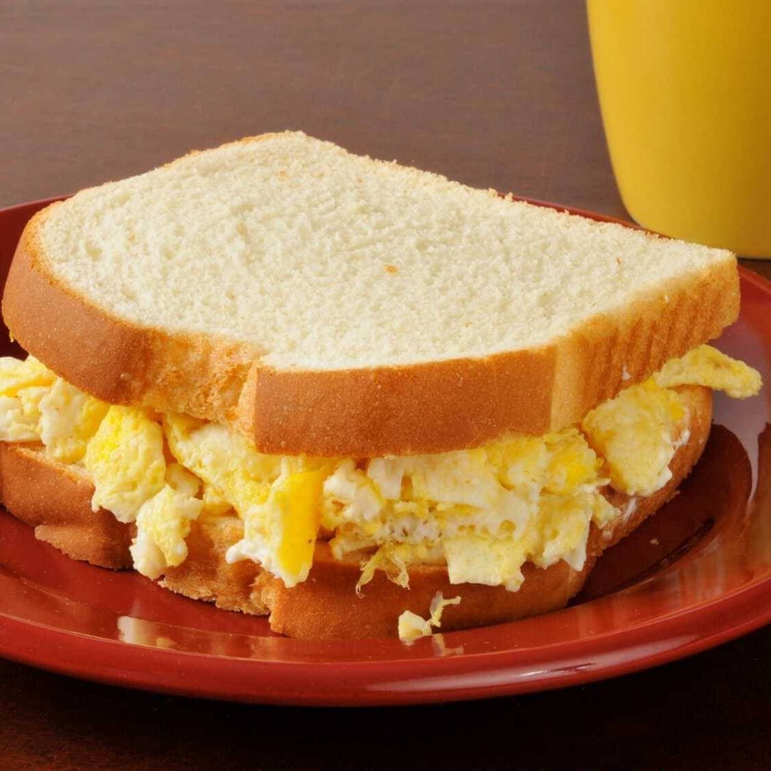 Pan con Huevo