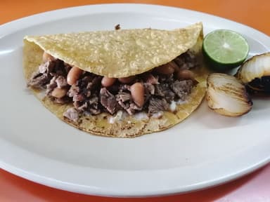Quesadilla con Carne