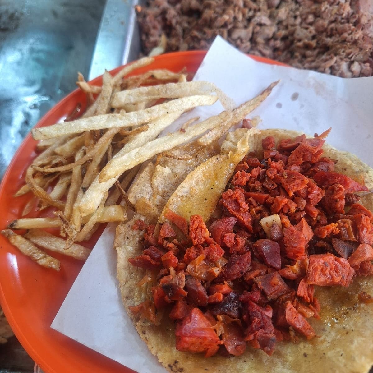 Taco Grande de Chistorra con Papas Fritas