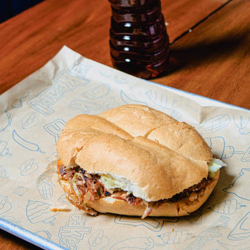 COMBO 1 TORTA AL PASTOR + 1 JAMAICA 500ML